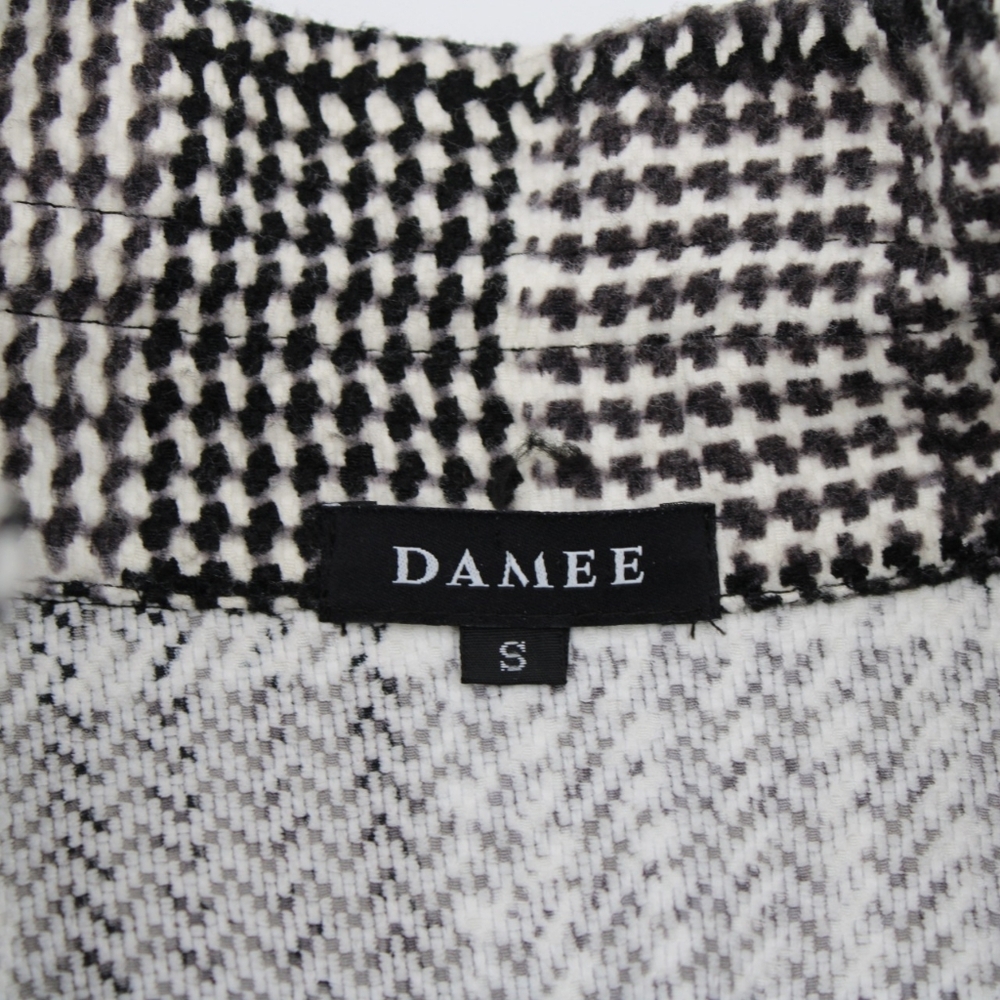 Damee Inc Black & White Woven Blazer Small - Picture 6 of 9